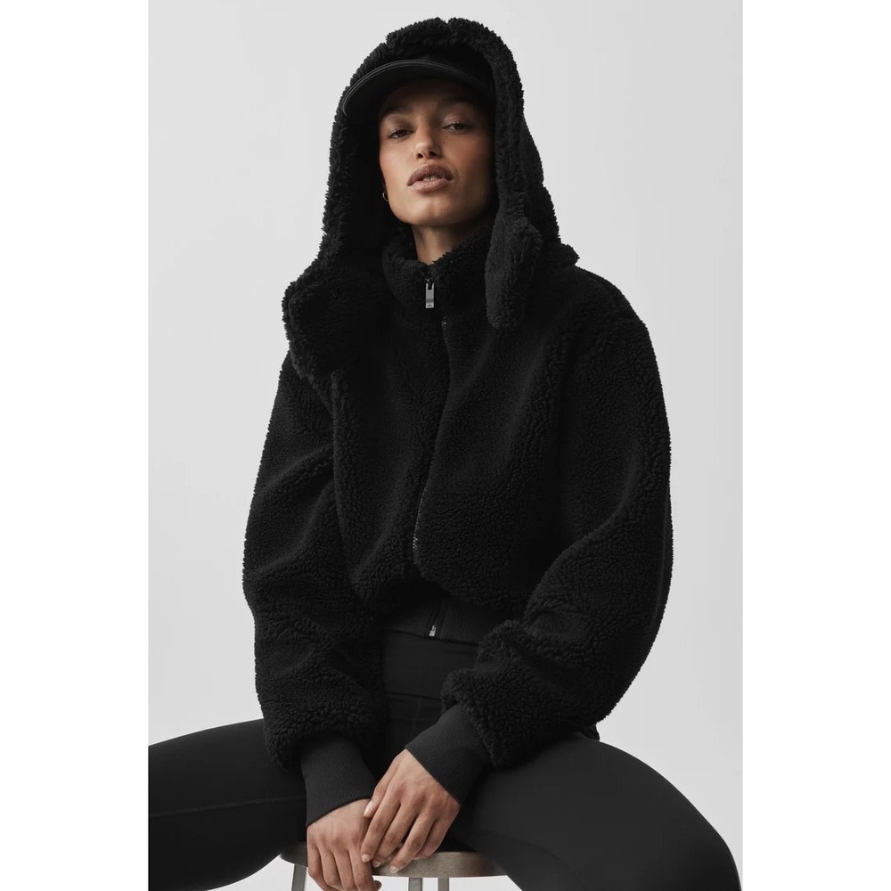 Alo Yoga Black Foxy Sherpa Jacket Cropped Hooded Jacket | Size Medium
